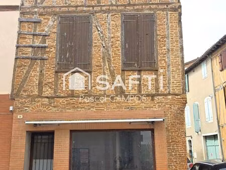 immeuble d'environ 150m² à rénover