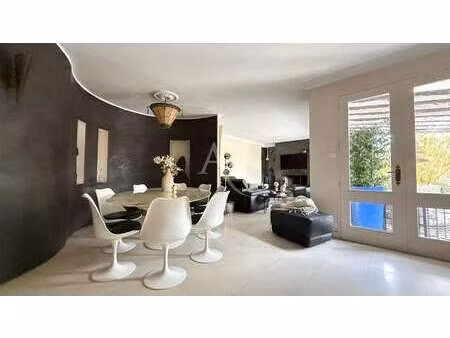 vente appartement 5 pièces à la roche-sur-yon centre ville (85000) : à vendre 5 pièces / 1