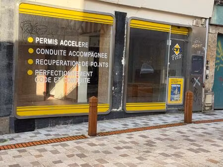 local commercial rouen rive droite – rue piétonne