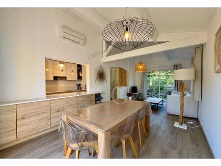 cogolin - maison individuelle lumineuse avec jardin en résidence sécurisée avec piscine