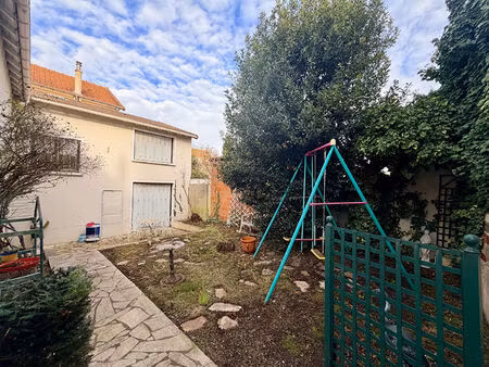 maison houilles 3 pièce(s) 83 m2