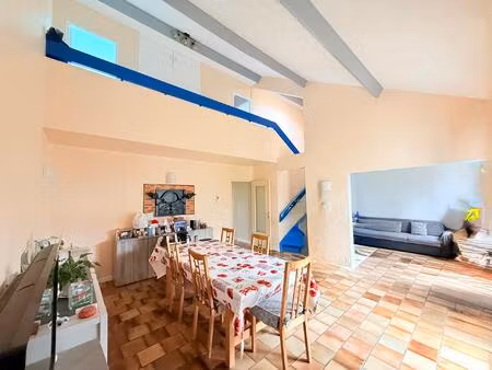 agréable maison de ville lumineuse