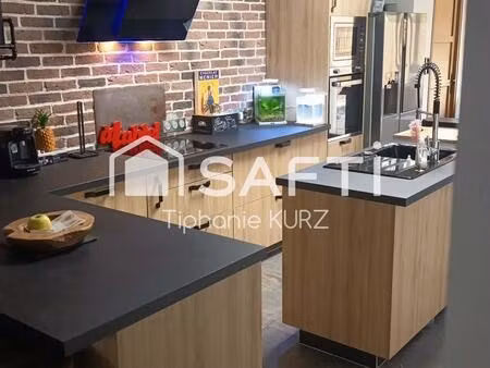 maison rénovée / vie de plain pied / beau jardin