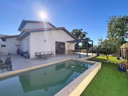 villa t5 134m2 moderne avec piscine