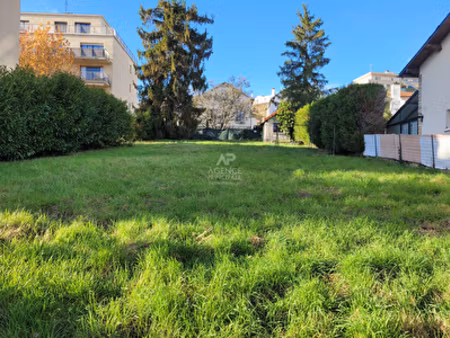 terrain saint germain en laye 581 m2
