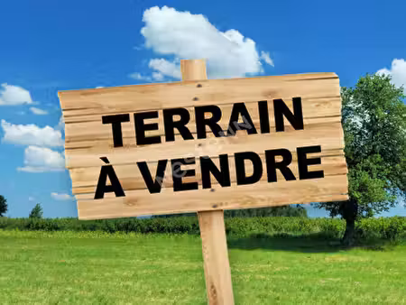 beau terrain à bâtir d'environ 650 m² - projet déjà bien avancé !