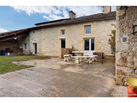 périgourdine de 258 m² + dépendances 100 m² - gare ter  commerces 5 min  bordeaux 1h