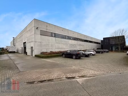 commercieel te huur in evergem