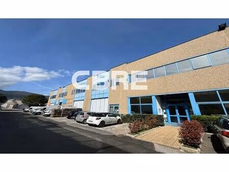 location bureau grasse 377 m²