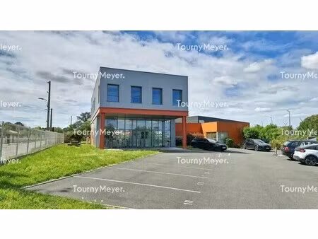 location bureaux 250 m²