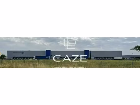 location entrepôt 15 041 m²