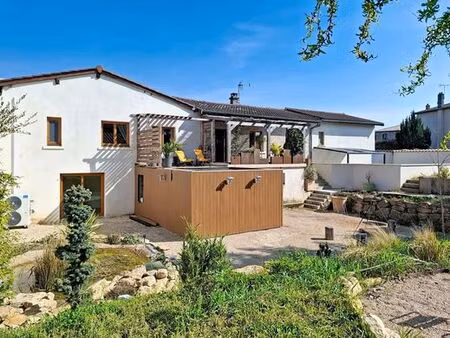 maison de luxe 8 chambres en vente à vourles  france