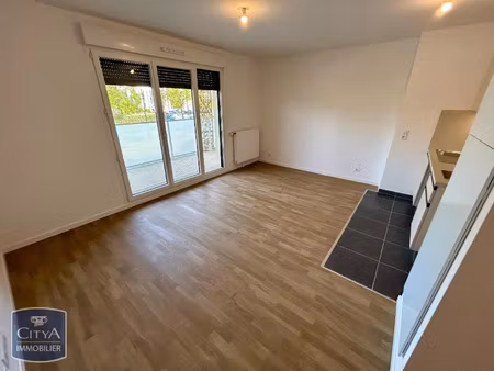 appartement à louer 1 pièce 28.1 m² - élancourt (78) - 619€