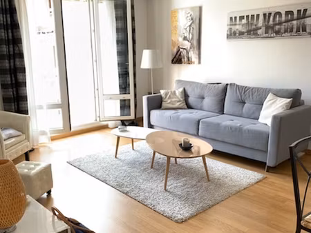 olivet   f2 dans residence avec terrasse et parking