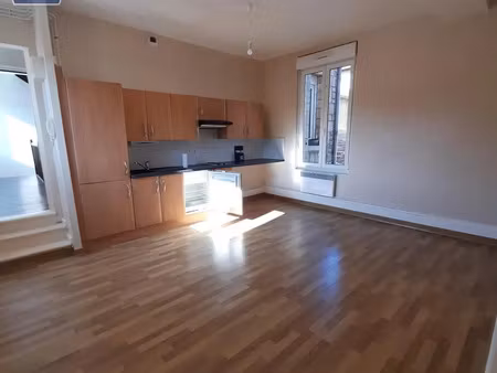 appartement à louer 2 pièces 43.29 m² - châlons-en-champagne (51) - 450€