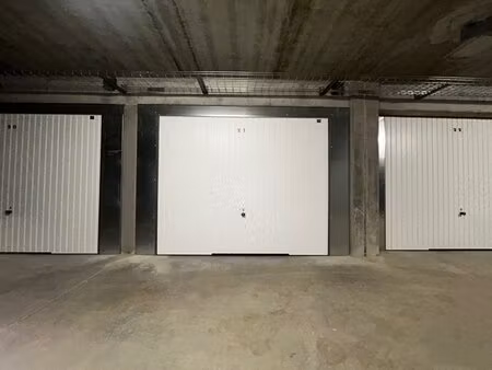 à louer garage-parking 17 m² – 91 € |metz