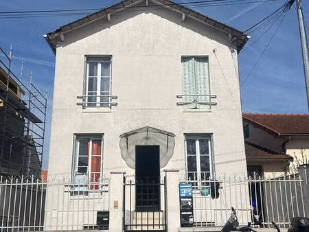 opportunité rare. idéal investisseur. maison