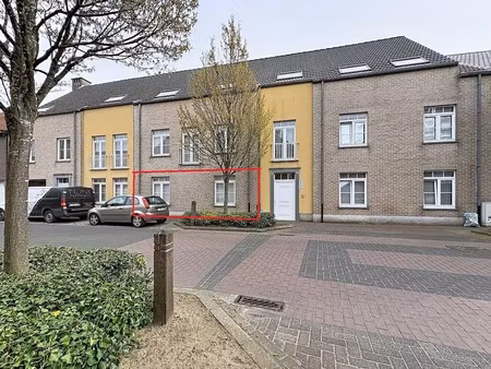appartement te huur in zoerle-parwijs met 2 slaapkamers