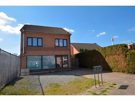 appartement te huur in wommelgem met 3 slaapkamers