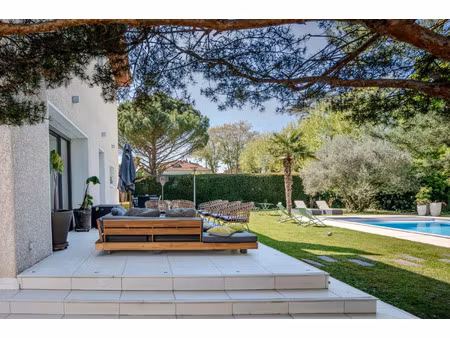 maison à vendre bron 7 pièce(s) 241m2 1 490 000€