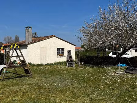 vente maison 4 pièces 102 m² à montendre (17130)  140 400 €