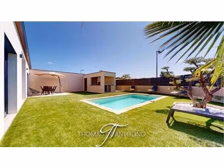 en exclusivite - plain pied - 3 chambres - 1 suite parentale - salle de bain - salle d'eau