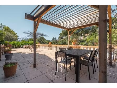 vente - cassis - centre - maison - 3 chambres - piscine - stationnement