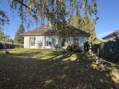 belle maison familiale à saint julien les villas