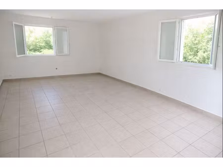 a louer villa t4 narbonne avec exterieur et garage