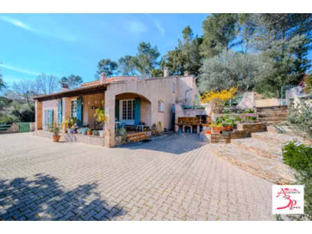 achat maison 4 pièces 153m² pierrefeu du var 83390