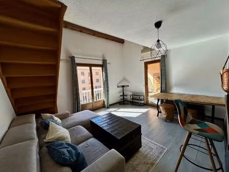 beau duplex meublé de 81m²  extérieur et parking