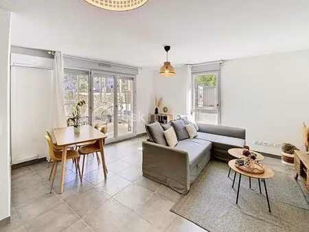 *** exclusivité sete - appartement t3 - parking privatif - résidence sécurisée - sous gara