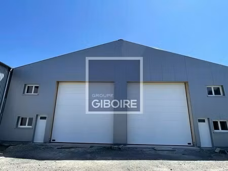 location entrepôt 185 m²