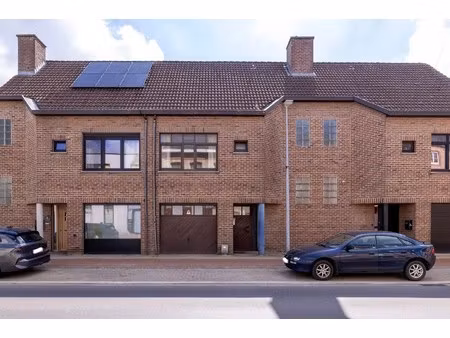 woning met 4 slaapkamers vlakbij het station van berlaar