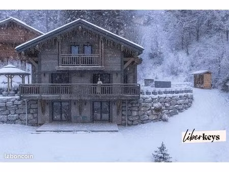 chalet 7 pièces 148 m²