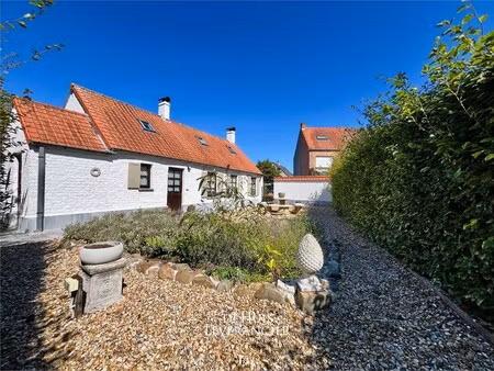 authentiek vissershuis met tuin in hartje koksijde