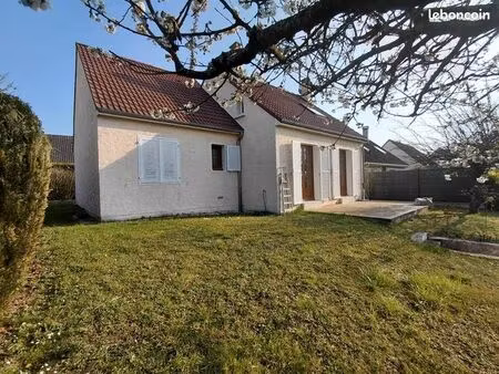 maison 6 pièces 110 m²