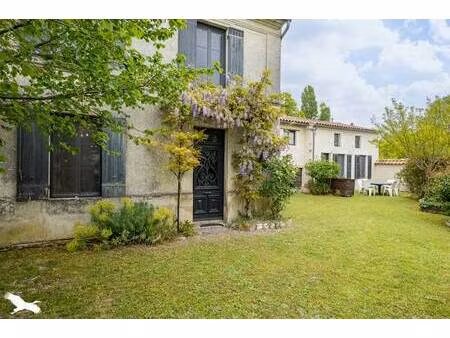 vente maison 11 pièces 229 m² saint-sever-de-saintonge (17800)