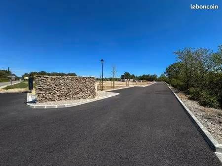 terrain 399 m² cabrieres d avignon