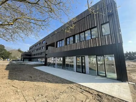 location bureaux 191 m² à 508 m²