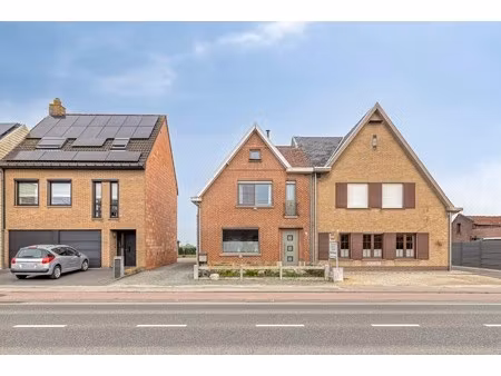 solide 3-gevelwoning op centrale ligging