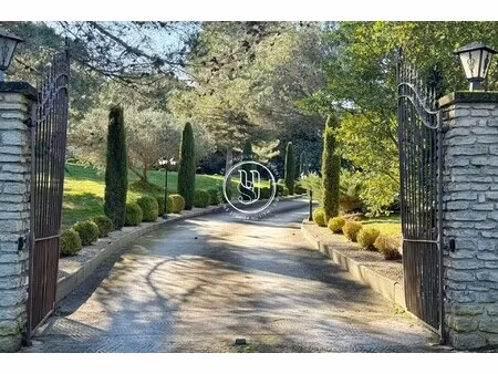 villa de luxe à vendre à saint-rémy-de-provence : 1 230 000 € | 180m²