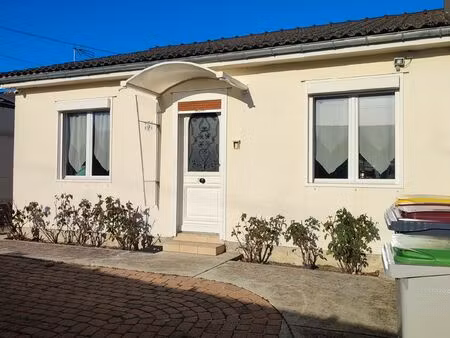 maison f5 - plain-pied - 3 chambres - courmelles (st félix)