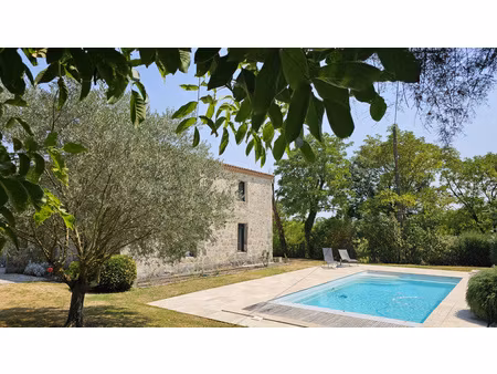 propriété de caractère avec vue panoramique – domaine rénové au cœur de la nature