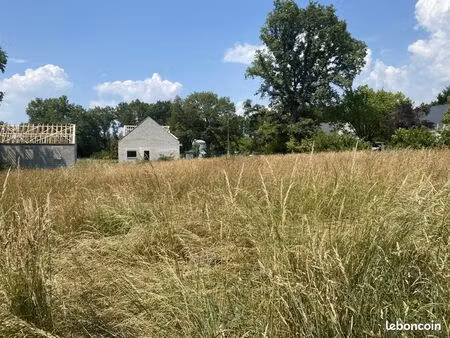 terrain 627 m² chapelle des marais