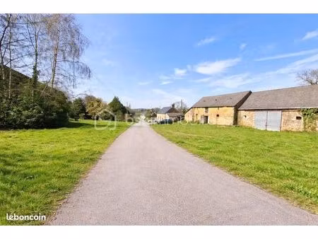 grange 2 pièces 195 m²