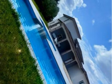 belle maison familiale de 180 m' avec piscine