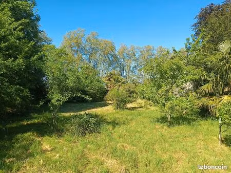 terrain 1 791 m² aire sur l adour