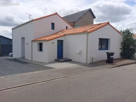 maison à louer centre bourg