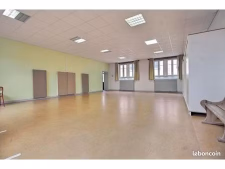 maison 5 pièces 343 m²